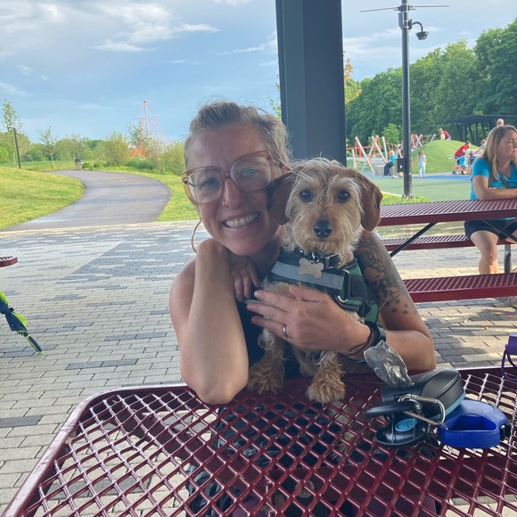 Meet your Posher, Kelli - Picture 2 of 8